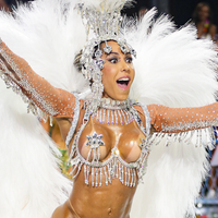 O que faz uma diretora de musas no Carnaval 2026? Mulher Melão expõe treinamento que ofereceu a famosas novatas: ‘Quis trazer o glamour das musas de antigamente’