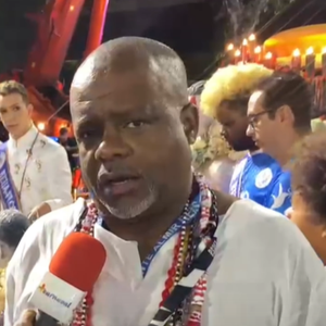 Almir Reis fala sobre saída da musa e afirma que prioridade é quem está presente na comunidade