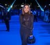 Flávia Alessandra exibiu look com transparência em desfile