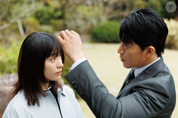 'Românticos Anônimos': dois jovens com fobias sociais se aproximam por meio do chocolate e constroem uma relação marcada por cuidado, limites e afeto