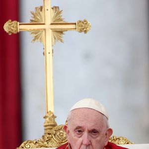 O líder da Igreja Católica teria confidenciado a seus assessores que teme não resistir. “Talvez não sobreviva desta vez”, teria dito o pontífice, segundo relatos