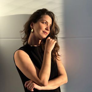 Nathalia Dill contou que também foi surpreendida pela condição de Francesca. Quando recebeu a sinopse de 'Quem Ama Cuida', ela não sabia que a personagem estava morta. "Eu sabia da possibilidade, mas não tinha a confirmação", afirmou.