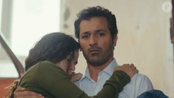 Ceyda diz a Sarp que só Sirin pode salvar a vida de Bahar e, por isso, ele precisa encontrar a filha de Hatice na novela 'Força de Mulher'