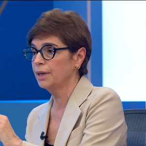 Renata Lo Prete foi apoiada por colegas na Globo por reação contrária ao almoço oferecido a Flávio Bolsonaro, líder nas principais pesquisas de intenção de voto para o 2º turno