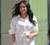 Com modelagens midi, cintura ajustável, cintos, mangas bufantes e mangas capa, os vestidos camisa da Zara mostram por que a peça continua sendo uma aposta elegante e atemporal