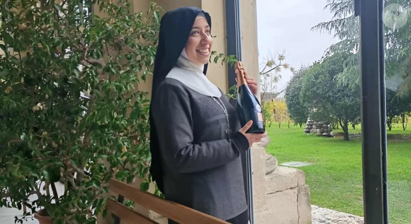 Aline Ghammachi: ‘O frei disse que se eu fosse ao Vaticano, ninguém iria acreditar em mim, porque eu sou mulher, brasileira, sou bonita’, disse ela ao G1