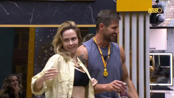 ‘BBB 26’: Ana Paula Renault brigou e flertou com Jonas Sulzbach, em uma dinâmica que divertia e irritava os espectadores na mesma proporção