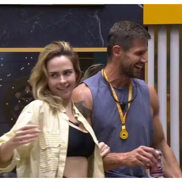 ‘BBB 26’: Ana Paula Renault brigou e flertou com Jonas Sulzbach, em uma dinâmica que divertia e irritava os espectadores na mesma proporção