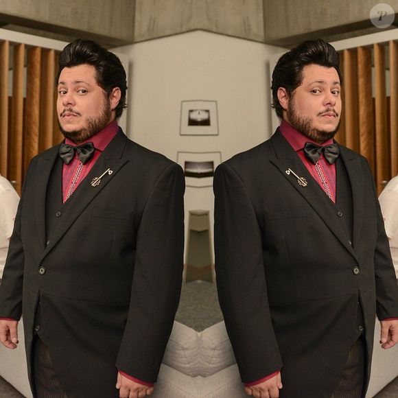 Nas redes sociais, Marcus Majella costuma fazer uma extensão do seu humor em posts