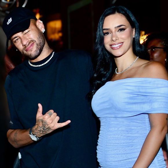 Neymar tem um relacionamento com Bruna Biancardi