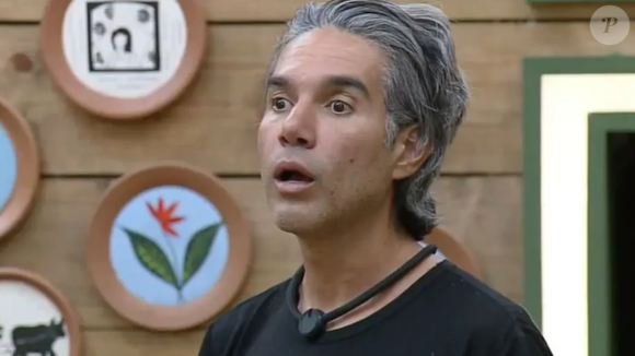 Fernando sai ou fica em 'A Fazenda 17' hoje (16/10)? Enquete UOL ATUALIZADA à noite mostra crescimento do ator na 4ª Roça