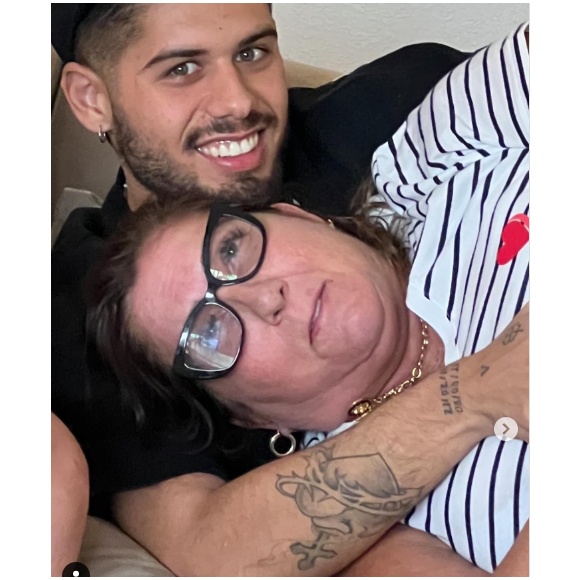 Nas redes sociais, fãs de Virgínia afirmaram que Margareth Serrão ainda torcem pela volta da filha com Zé Felipe