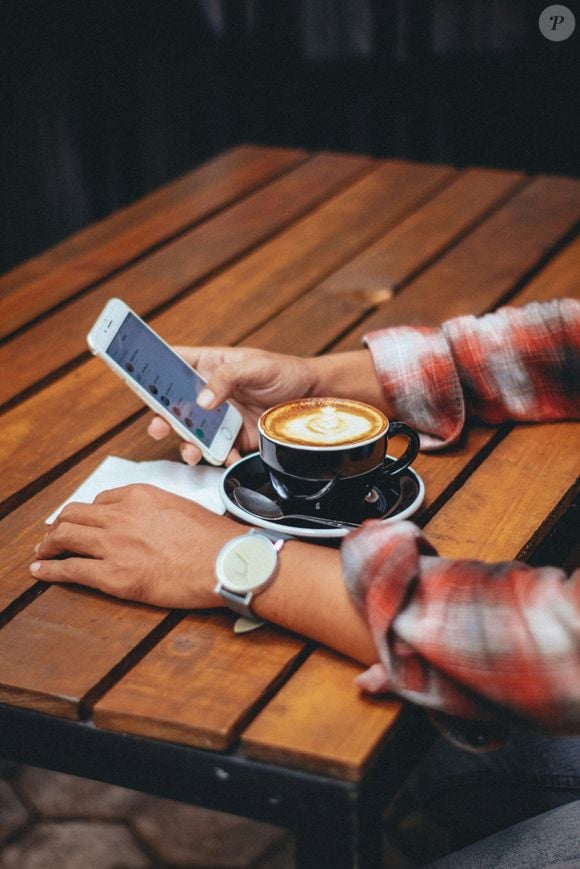 Quem fica para trás convive com a incerteza e até com culpa, o que leva à baixa autoestima, dependência emocional, ansiedade e diminuição da confiança, segundo especialistas