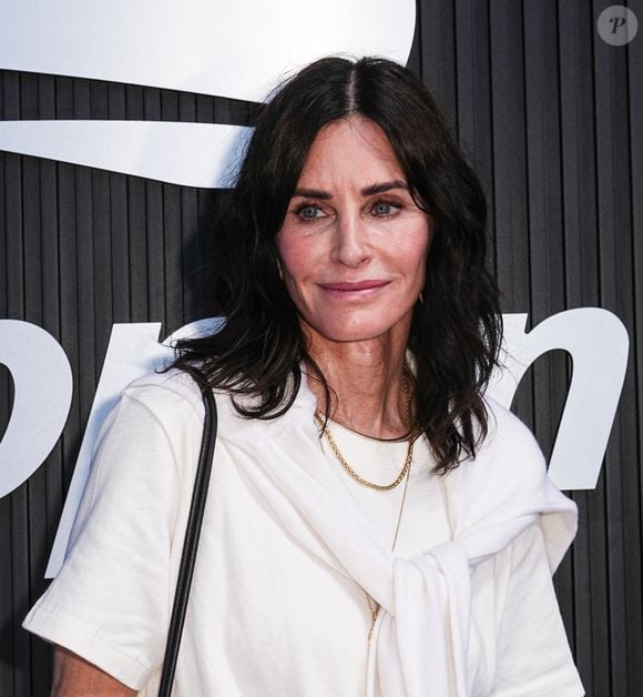 Na ocasião, Courteney Cox comentou sobre o assunto dizendo que a separação foi dolorosa, mas foi positiva para o casal reatar o namoro