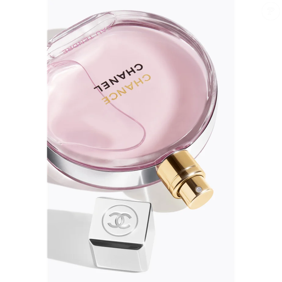 A fragrância no frasco de 100 ml é vendida no site oficial da Chanel no Brasil por R$ 1.310