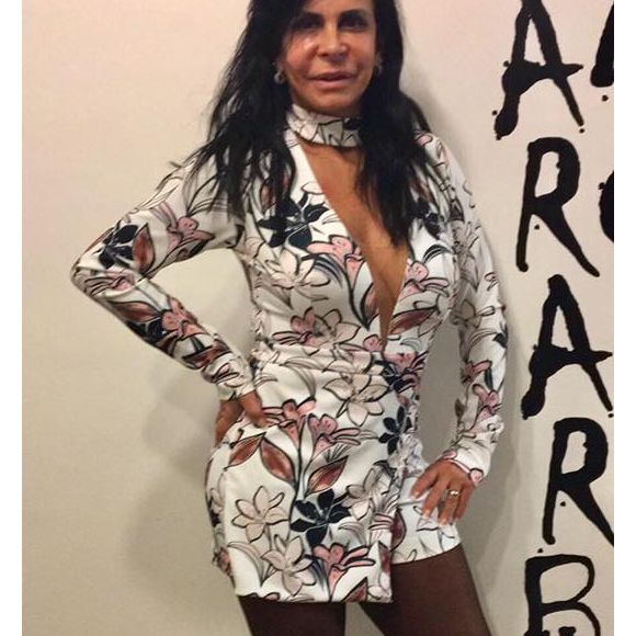 Gretchen abraçou o título e viu sua carreira dar um novo 'boom' não só no Brasil, mas no mundo