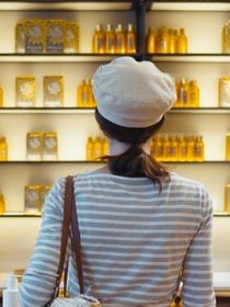 Perfume ou Parfum? Descubra qual a diferença e como escolher a melhor opção para deixar seu cheiro inesquecível