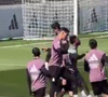 Vini Jr. durante treino do Real Madrid em Valdebebas após repercussão envolvendo sua vida pessoal