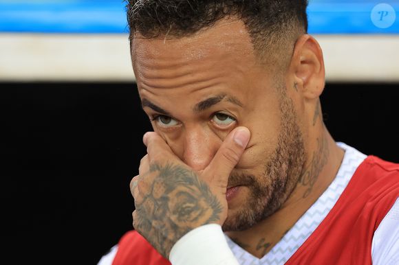 Santos evita cravar prazo, mas bastidores falam em até 6 semanas de recuperação