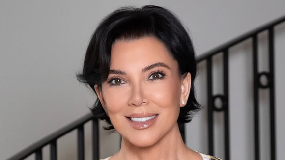 Após debutar novo rosto aos 69 anos, Kris Jenner revela valor gasto em procedimento: 'Isso é envelhecer com elegância'