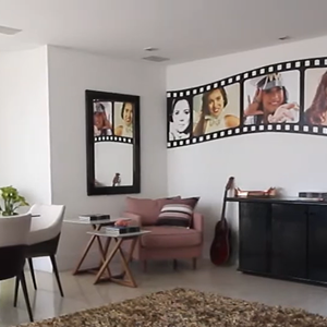 Segundo informações publicadas pelo Extra em 2025, Mara Maravilha colocou à venda por R$ 3 milhões a cobertura duplex de 356 m² que fica em Alphaville, em Barueri, São Paulo