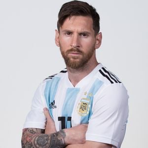 Lionel Messi teria feito uma rinoplastia sutil para mudar seu nariz