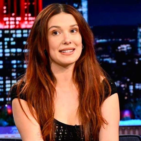 Millie Bobby Brown também tem aparecido com transparências e peças mais marcantes