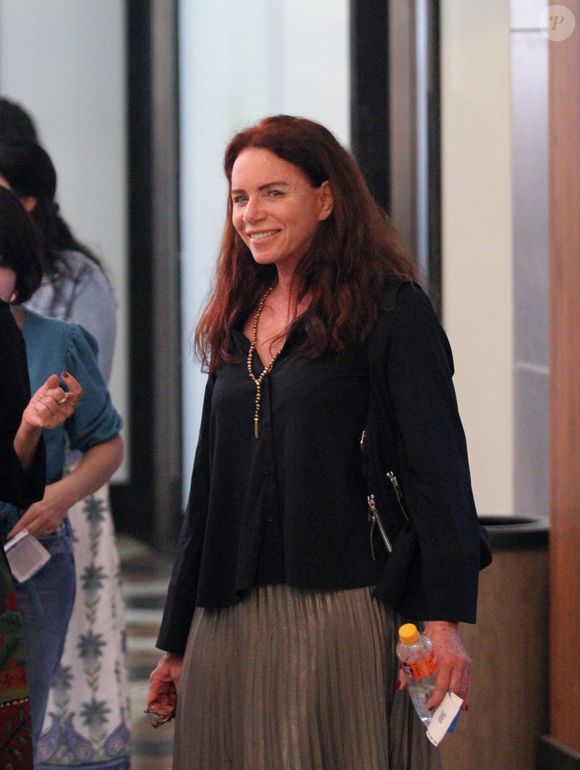 Leilane Neubarth pediu para retornar às reportagens de rua da Globo: 'Meu cérebro estava atrofiando, eu preciso escrever'