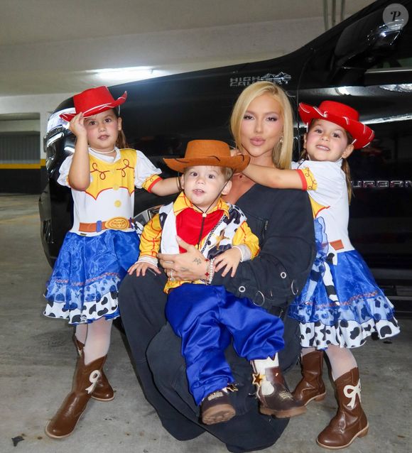 Maria Alice, filha de Virginia e Zé Felipe, mostrou incômodo na hora do parabéns em festa da irmã, levando as mãos aos ouvidos: especialista aponta que 'merece atenção é quando esse desconforto se torna frequente, intenso ou começa a interferir nas atividades do dia a dia'