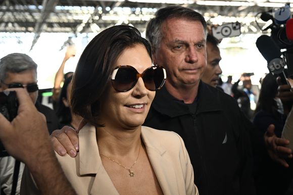 Michelle Bolsonaro foi amante de Jair Bolsonaro, acusa Joice Hasselmann: ‘Teve um caso com o Bolsonaro enquanto o Bolsonaro era casado com outra’