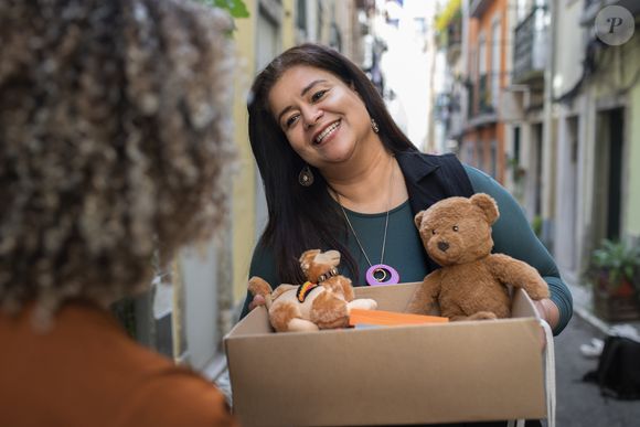Uma boa ação pode beneficiar outras pessoas e, ao mesmo tempo, trazer satisfação pessoal para quem a pratica. Para a psicologia, essa combinação ajuda a explicar a complexa relação entre altruísmo, caridade e reconhecimento social