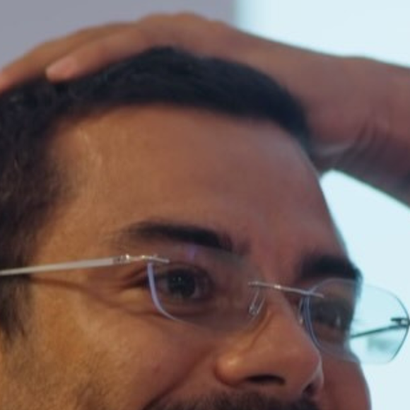 Namorado de Sandy é acusado de causar prejuízo de R$ 2 milhões em fraude no plano de saúde. Entenda o suposto esquema