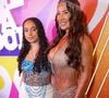 Giulia Carvalho e Scheila Carvalho no carnaval em Salvador nesta segunda, 16