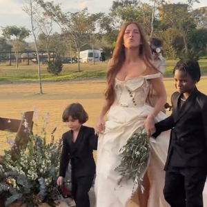 Renovação de votos de Gio e Bruno aconteceu no Rancho da Montanha, foi conduzida pelo pastor Henrique Vieira e teve Maria Gadú cantando