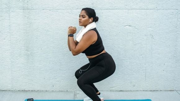 Os 3 melhores exercícios para ter bumbum definido depois dos 30 anos: 'É um momento chave para crescer e endurecer os glúteos'