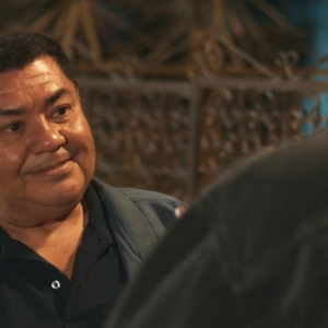 Cesario Candhí interpreta seu Ademir na novela 'Vale Tudo'