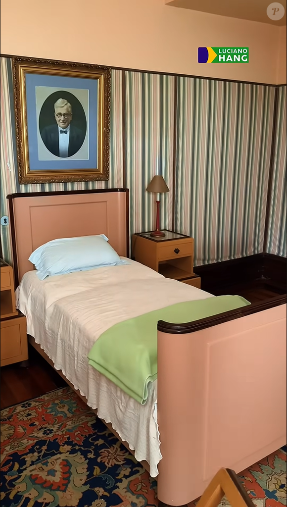 Construída na década de 1930, a Villa Renaux passou por quase 10 anos de negociações judiciais antes de ser adquirida por Luciano Hang, da Havan, por R$ 8,32 milhões. Segundo informações sobre o negócio, o casarão de 768 m², situado em um terreno de 55 mil m² em Brusque, será restaurado para se tornar um parque histórico-cultural, preservando a memória da família Renaux e da indústria têxtil catarinense