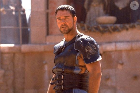 Lançado em 2000, quando Russell Crowe tinha apenas 36 anos, 'Gladiador' trouxe o ator com visual completamente diferente