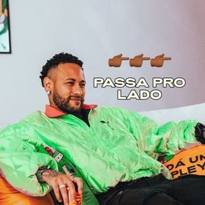 A Pley by Ney é uma linha de bebidas mistas com água de coco desenvolvida pelo jogador Neymar Jr. em parceria com a fabricante Tial, de propriedade da Tropical Indústria de Alimentos S/A