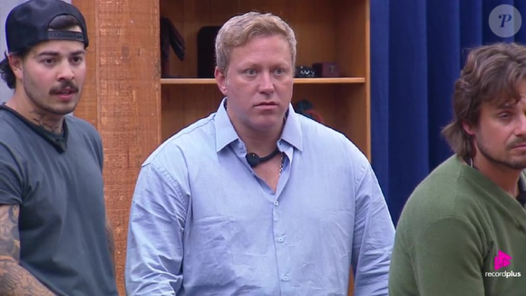 Serginho Hondjakoff está na primeira Roça de 'A Fazenda 18' ao lado de Giovanna Gold e Stephanie Gomes