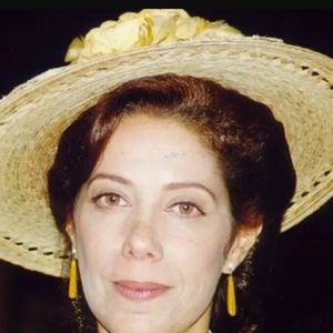 Por onde anda Ângela Vieira, a Janete de 'Terra Nostra'? Aos 73 anos, atriz veterana debate importante questão de saúde da mulher na web