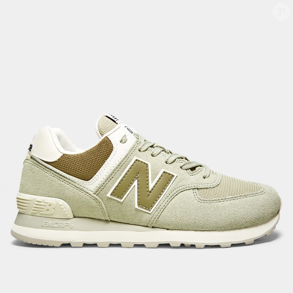 Tênis New Balance 574V2 une conforto esportivo e sofisticação em versão que foge do básico