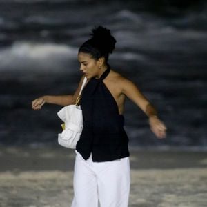 Maria de Fátima (Bella Campos) é uma das cotadas para ser a assassina de Odete Roitman (Debora Bloch) na novela 'Vale Tudo'