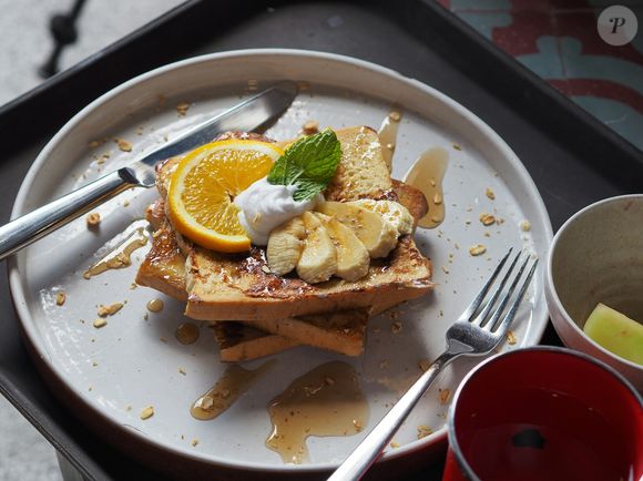 Ela funciona igualmente bem no café da manhã, para dar energia a manhã toda, como um lanche no meio da manhã, para o almoço acompanhado de outro prato leve e saudável, ou até mesmo como um jantar rápido quando você não quer complicar as coisas