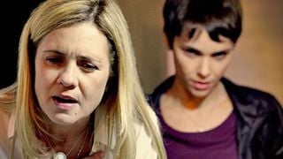 Nina X Carminha: 8 conflitos deixam ‘Avenida Brasil’ em pé de guerra nesta semana; chantagem, expulsão e pedido de casamento marcam resumo de 28 de setembro a 2 de outubro