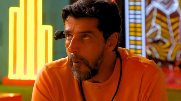 Cowboy eliminado do 'BBB 26'? Enquete UOL ATUALIZADA AGORA aponta desfecho surpreendente no Paredão entre veterano, Boneco e Jordana; descubra!