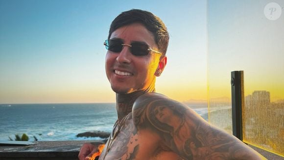 Erick Pulgar, do Flamengo, assim como Neymar ostenta relógios de luxo