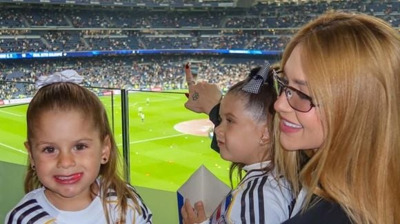 Filha de Virgínia e Zé Felipe, Maria Flor se confunde ao falar nome do namorado da mãe, Vini Jr., em jogo de futebol do Real Madrid