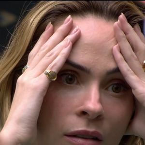 Ana Paula ficou chocada com as pautas de Aline de 10 anos atrás