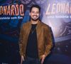 Filho de Leonardo, Matheus Vargas também foi ao show do pai famoso, em espetáculo que marca os 40 anos de carreira do cantor